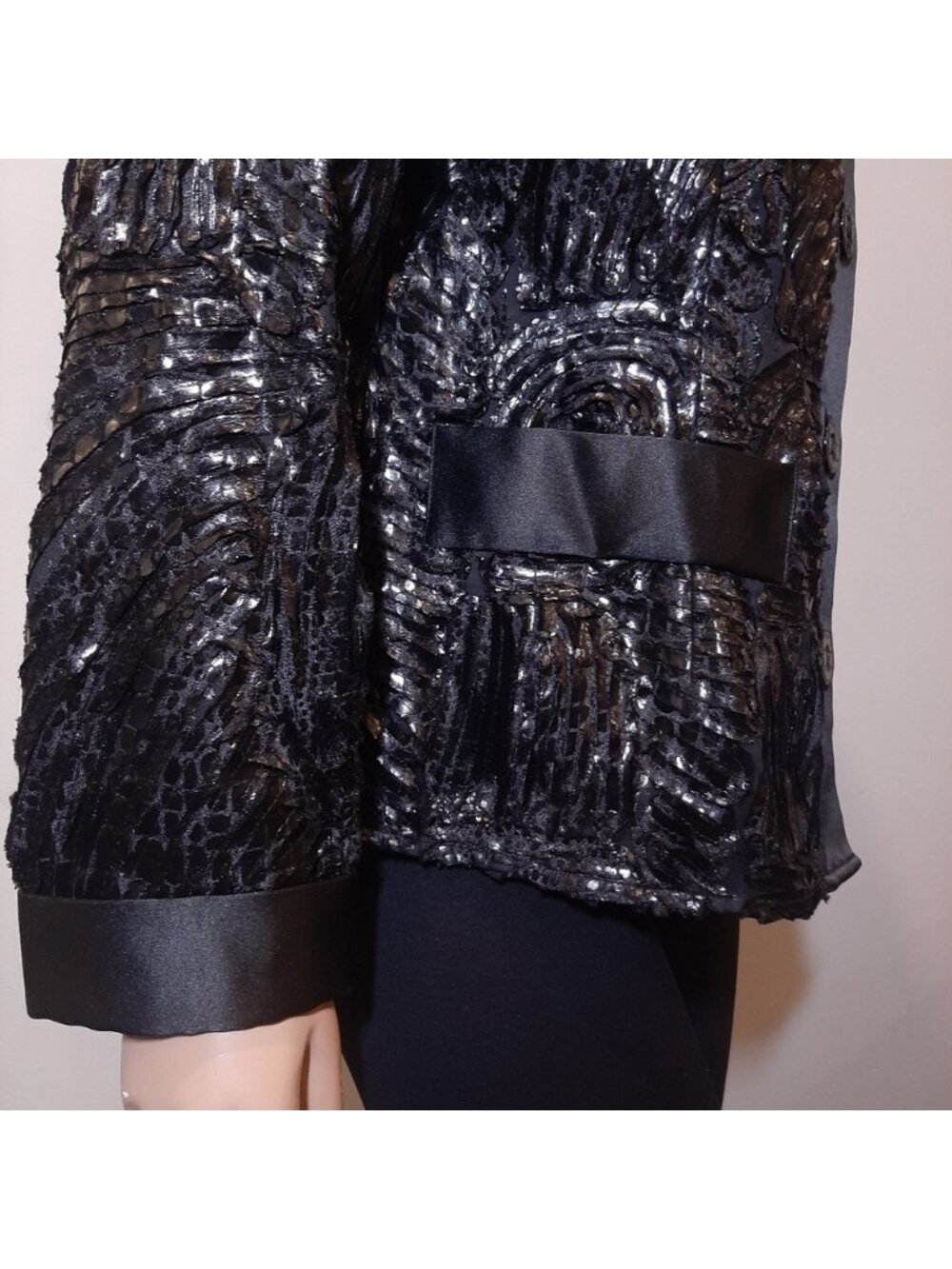 SAMUEL DONG Satin Jacket Textured Floral Buttoned Blazer Cardigan Top Designer - Picture 10 of 14